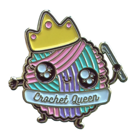 cl1e3urps00yk3e6y555a88z6_enamelpincrochetqueenoriginal.png