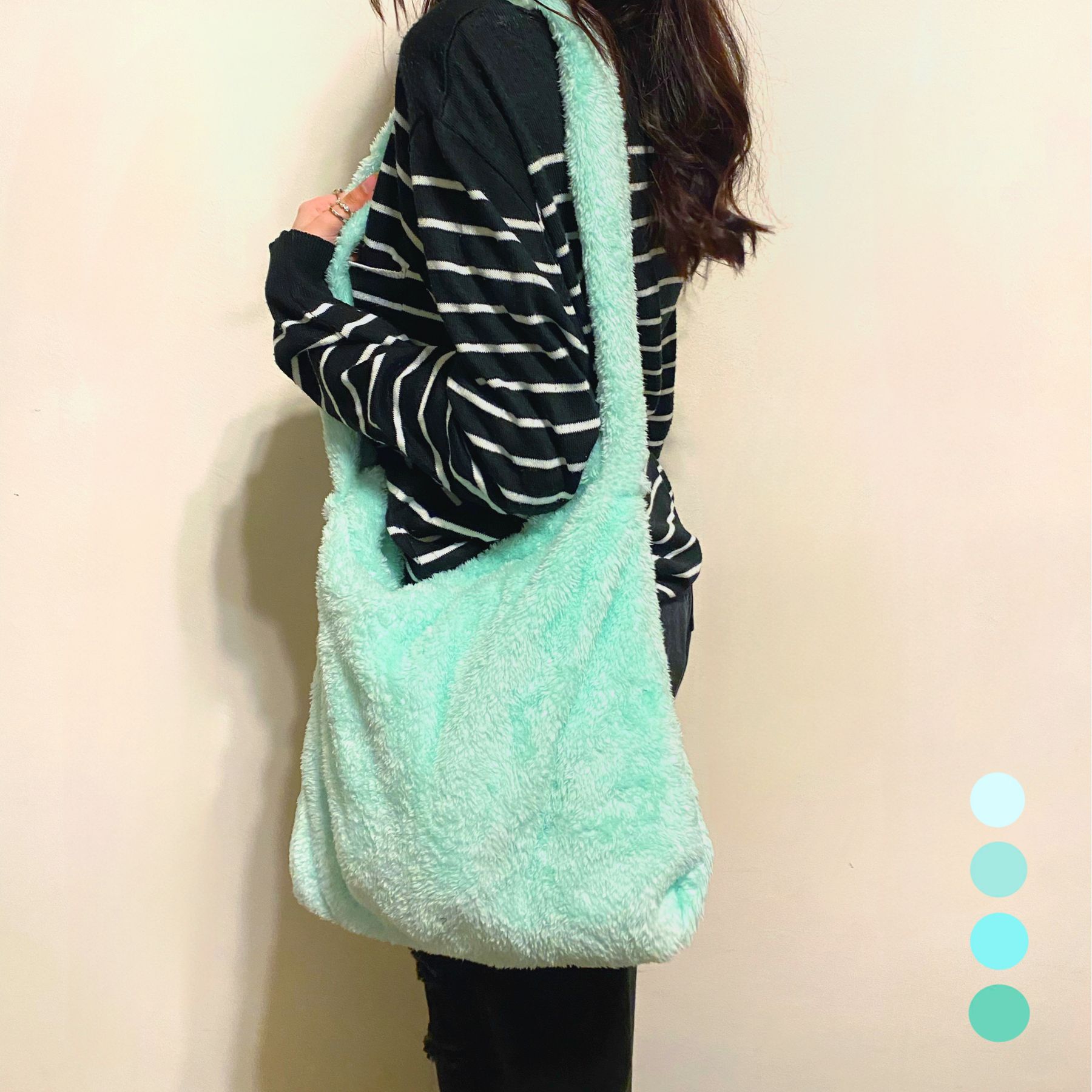 Heathers mint green fur bag