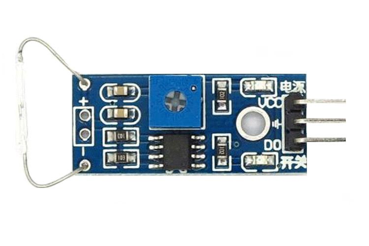 clvidghrm0ac001hrfc1thwai_Reed-Switch-Sensor-Module.jpg