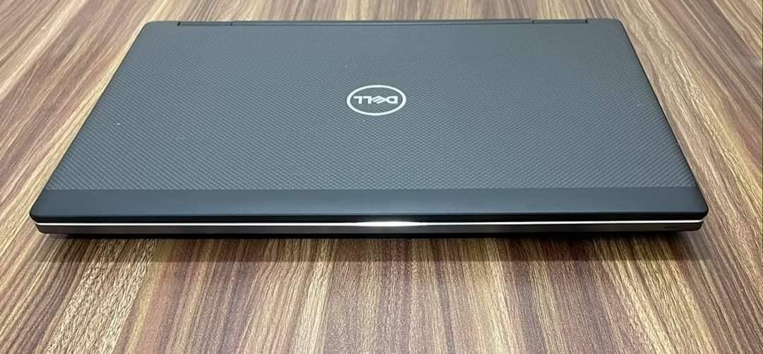 cmc6y10st02yo01fc4jodf9q3_Dell-Precision-7530-6.jpg