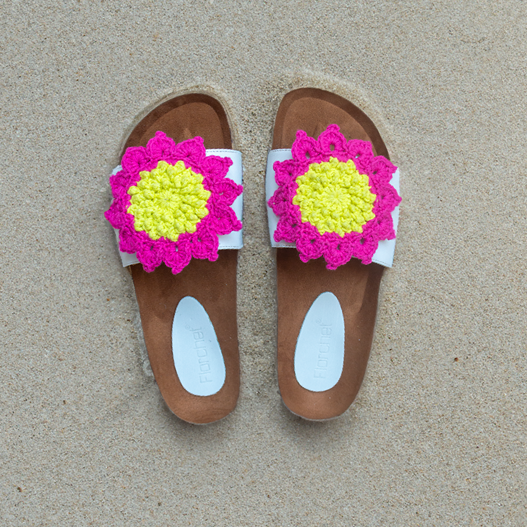 cmcuuewep0nan01ks3m9a7v15_Summer_Cork_Sandals_-_Light_cream-_Hot_pink_with_lemon_green.png