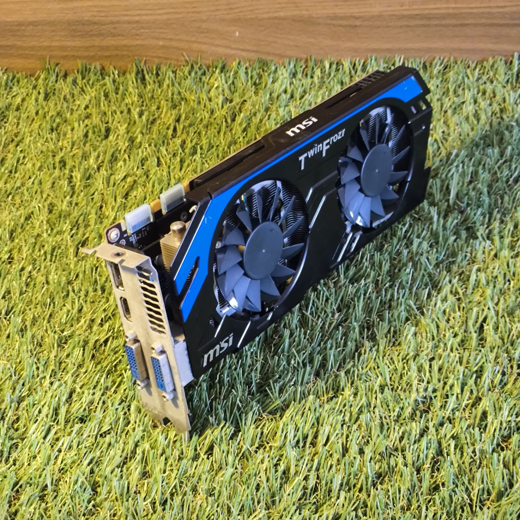 Twin Frozr Iii 660 Ti Msi 660 Ti Twin Frozr MSI GeForce GTX 660 Ti 3GB