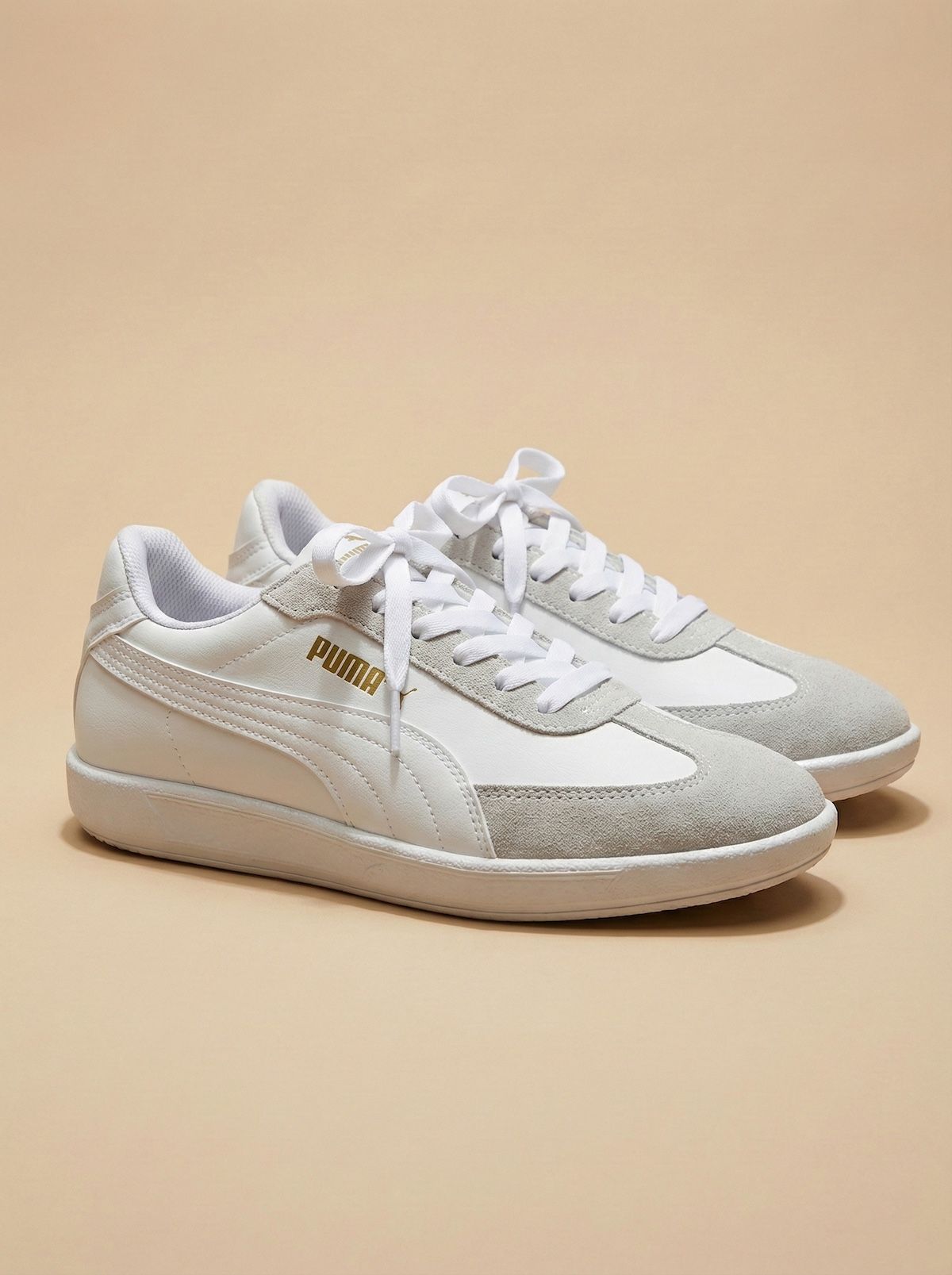 cmjy0bft808wv01bzd75o2ocr_H7-markat-puma-white_hnlaog.jpg