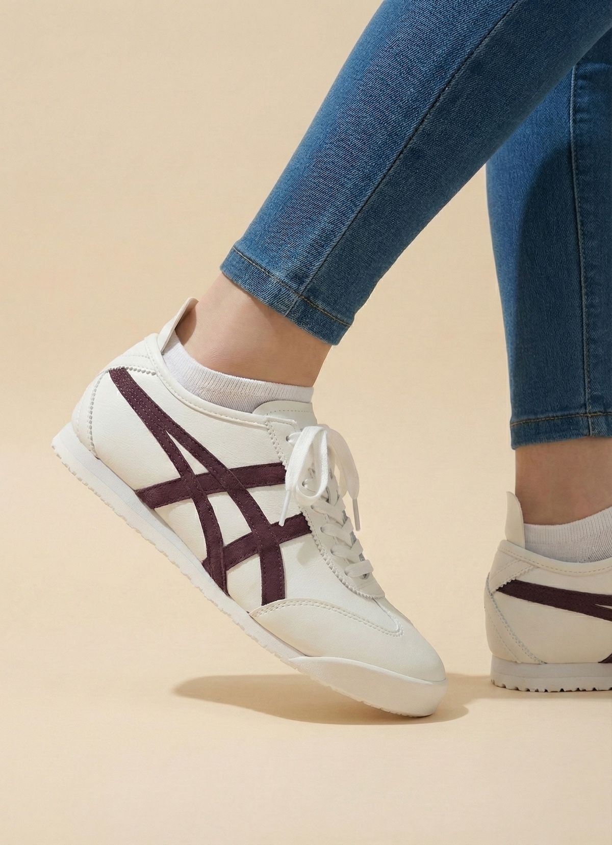 cmjy507bm0d5g01fugzif6po0_H1-markat-asics-burgundy-1.jpg